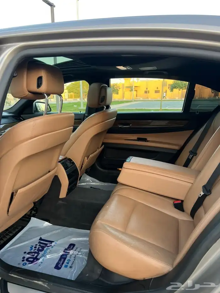 بي ام دبليو 730 7