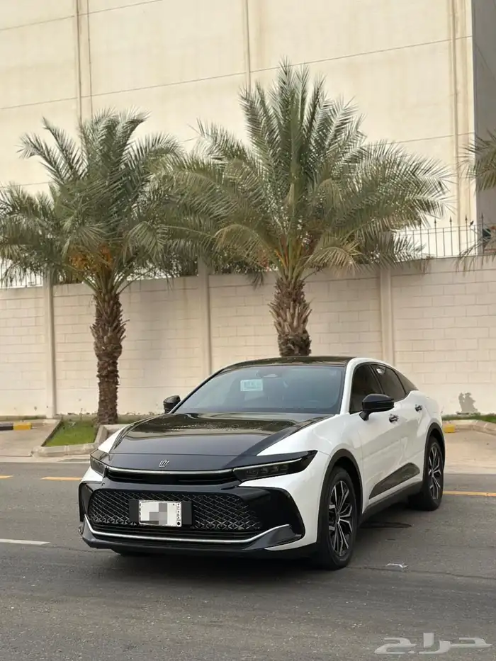 تويوتا كراون بريميوم 2023 3