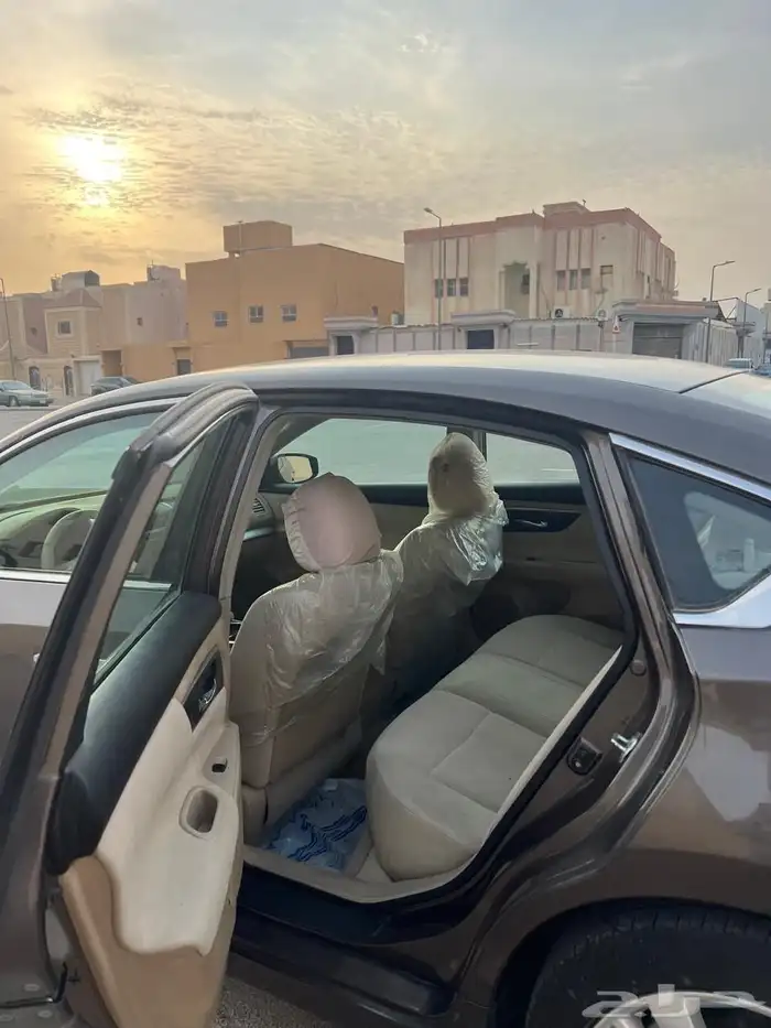 التيما 2013 نص فل نظيفة جدا ممشى قليل وحقيقي استخدام شخصي 12