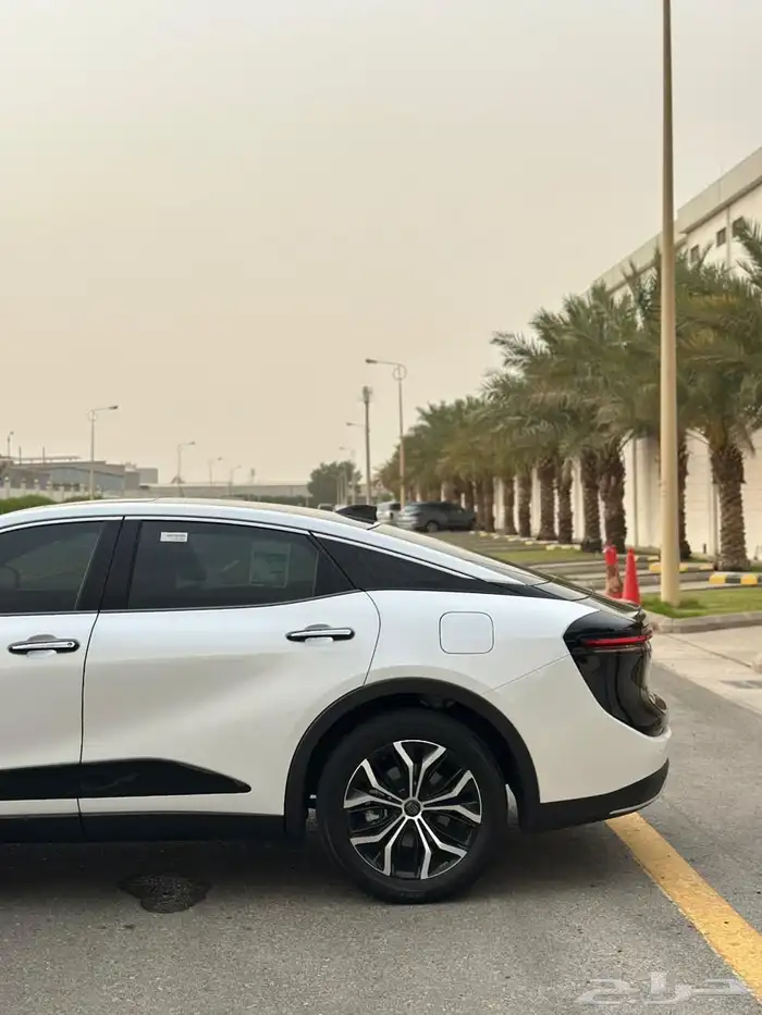 تويوتا كراون بريميوم 2023 7