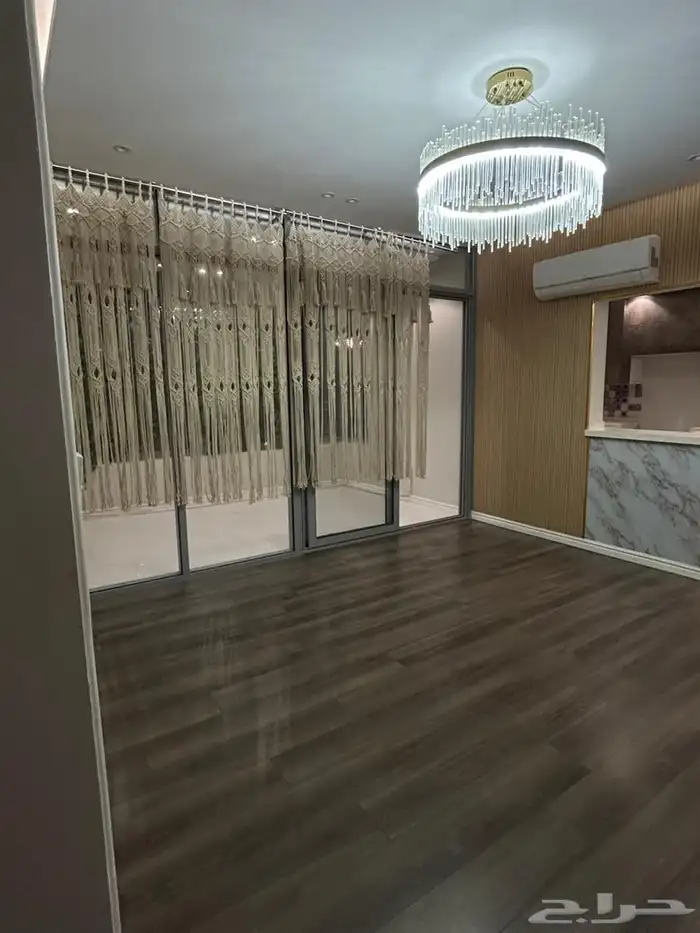 شقة فاخره للإيجار 0
