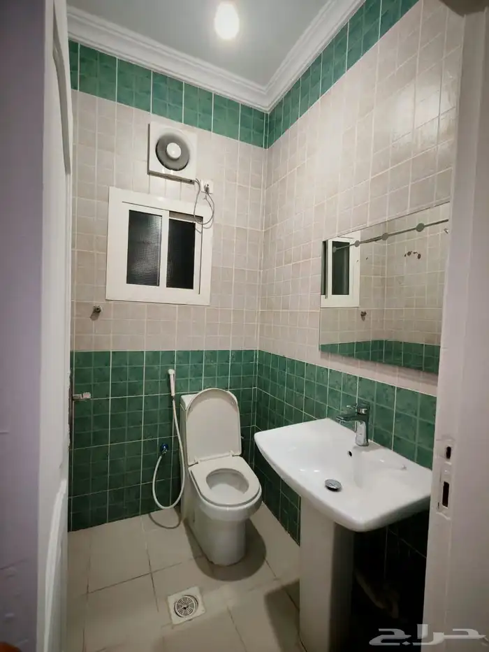 شقة للايجار حي السامر 1