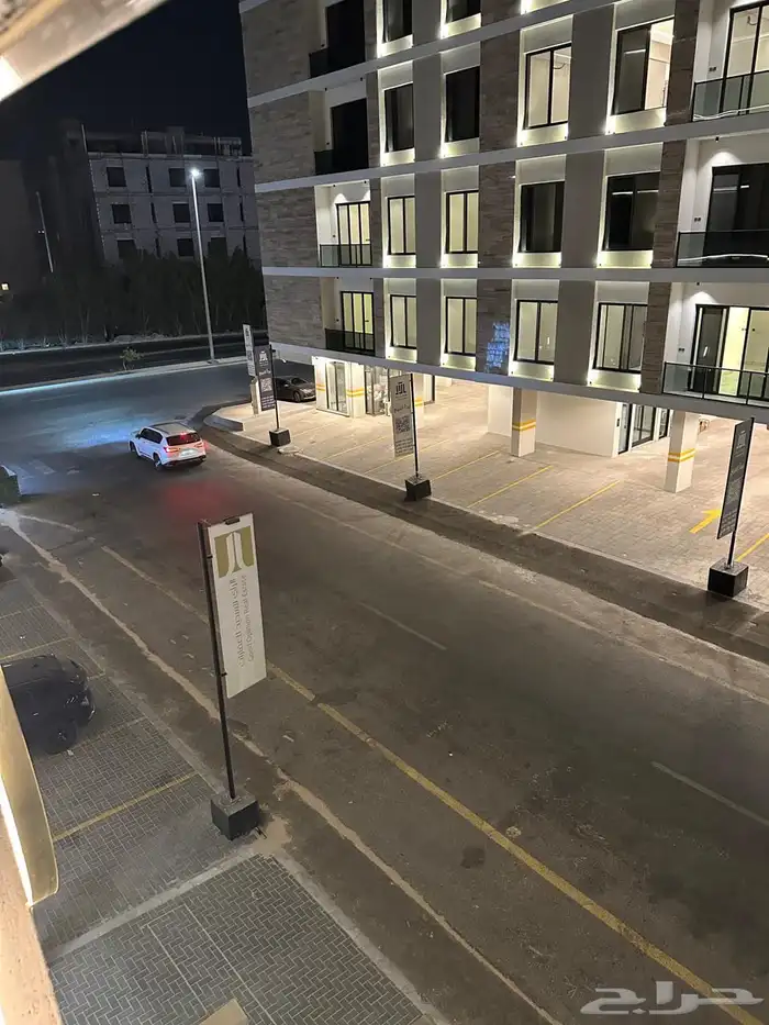 للايجار شقة مؤثثه 24