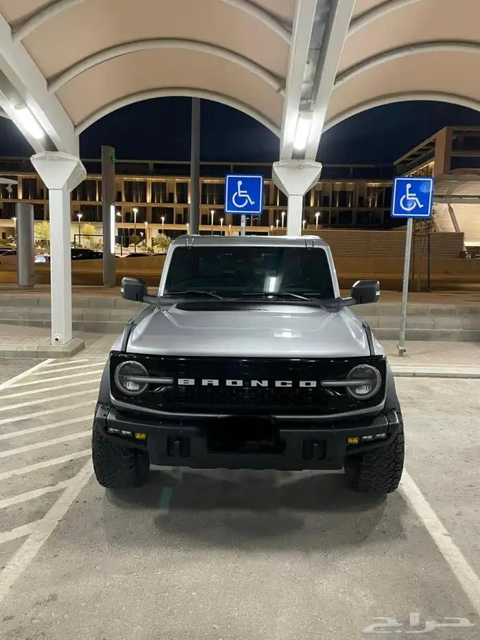 فورد برونكو وايلد تراك 2022 مجهز ونظيف 0