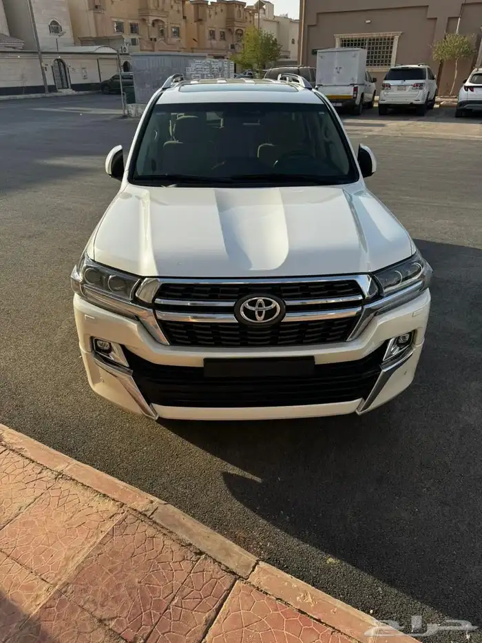لاندكروزر GXR تورنق 2021 نظيف جدا 0