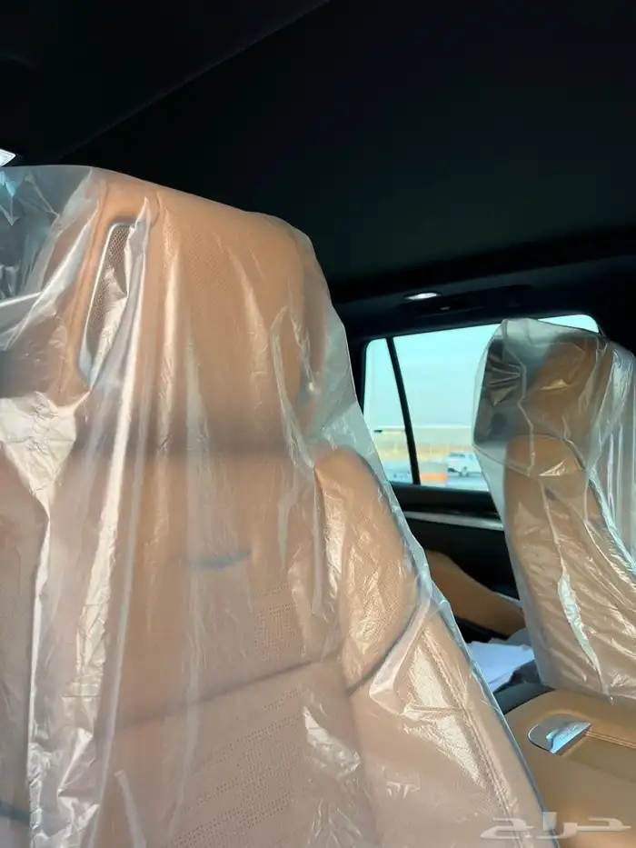 كاديلاك اسكاليد 2025 12