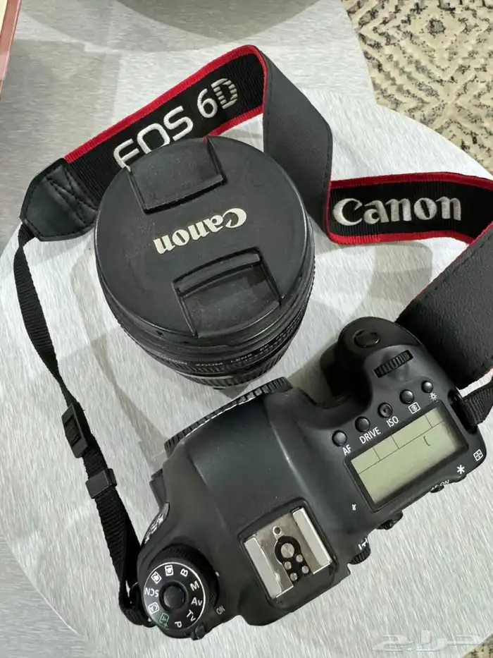 كامرا كانون D6 للبيع نظيف 2