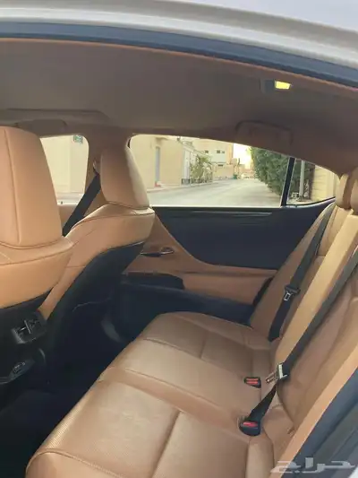 لكزسES300 h 2023 index