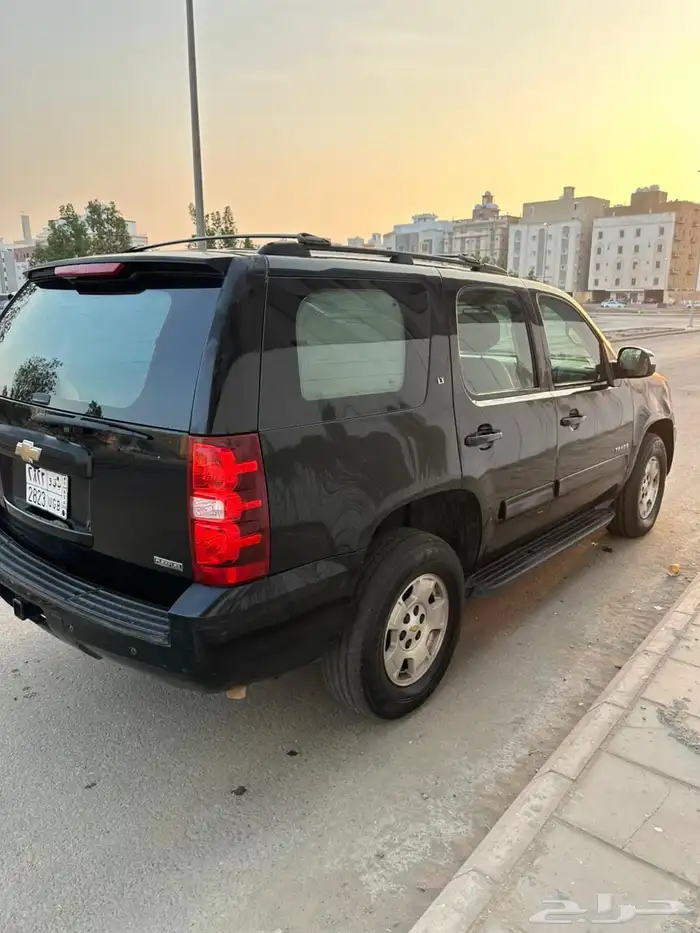 تاهو دبل قصير 2011 سليم من الحوادث للبيع 0