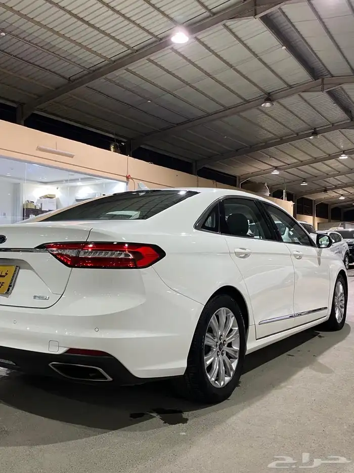 فورد توروس 2022 12