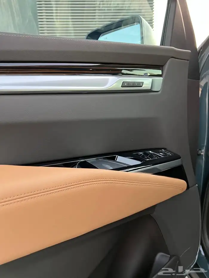 كاديلاك اسكاليد 2025 8