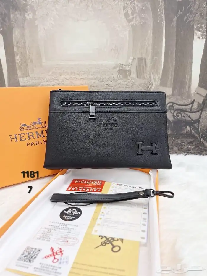 شوزات واحذيه رياضية وشنط ماستر صناعه إيطالي 94