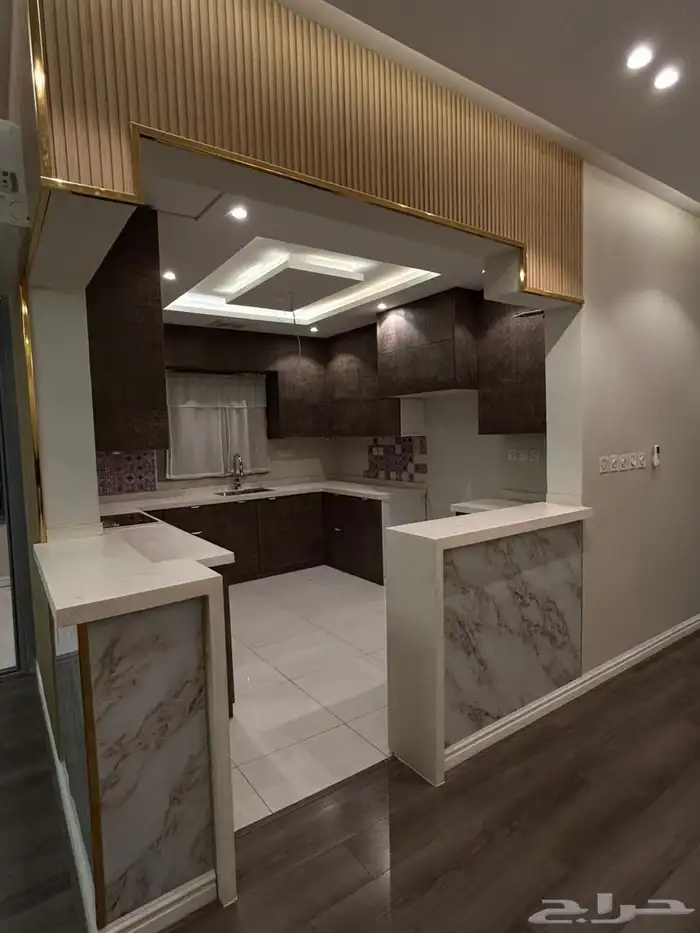 شقة فاخره للإيجار 1