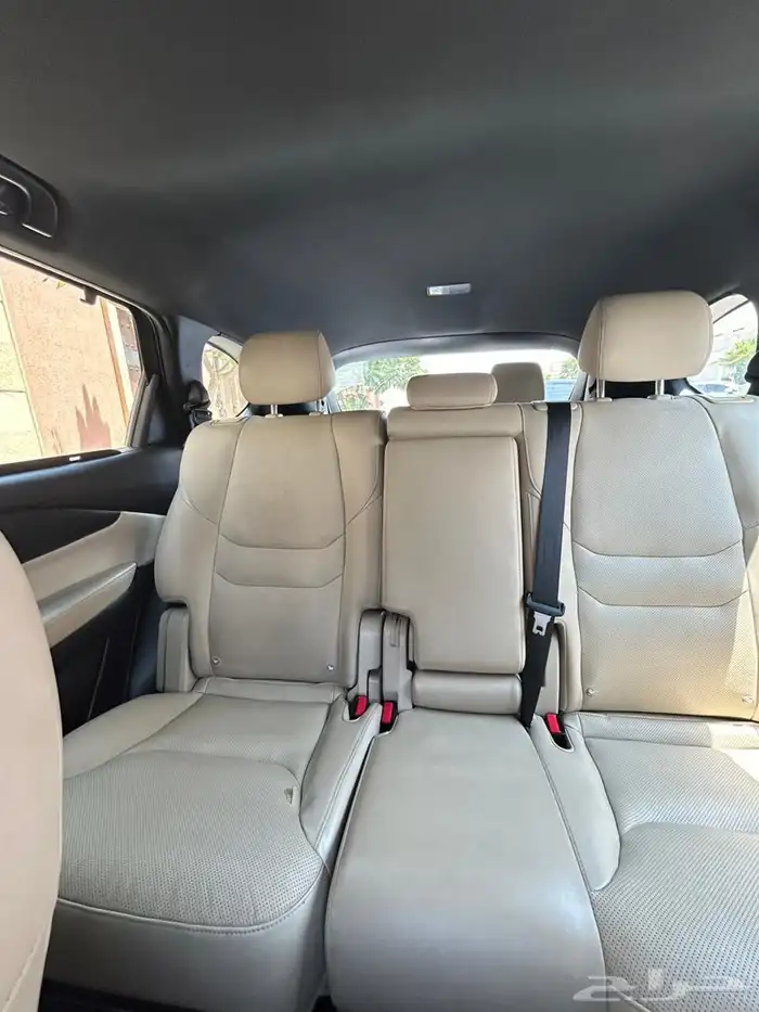 للبيع مازدا 5