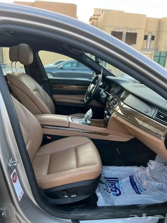 بي ام دبليو 730 10