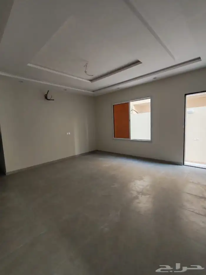 شقق ارضية وروف علوي للبيع حي القادسية 2 7