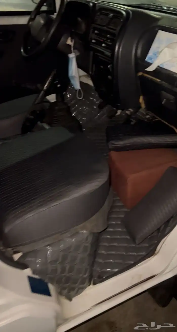 دباب موديل 2005 نظيف على الشرط مكينة وجير بدون مكيف 4