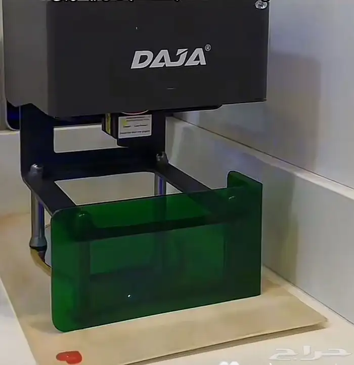 جهاز نقش بالليزر 0