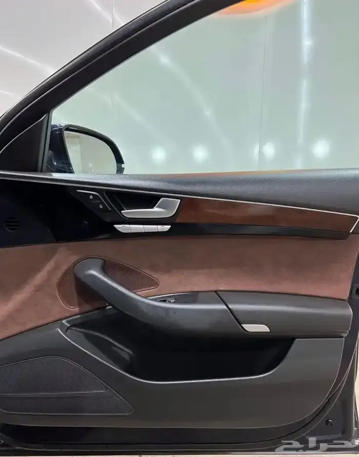 اودي A8 موديل 2013 ( بحالة ممتازة V6 ) 11