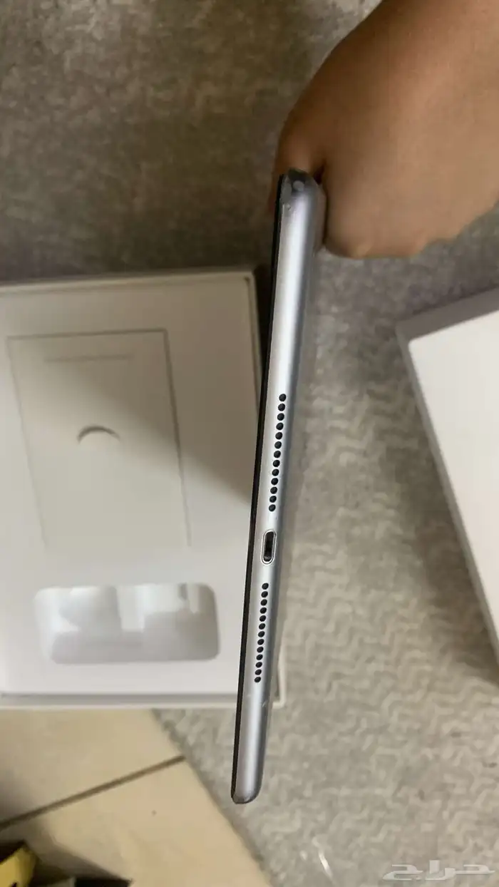 ايباد الجيل الخامس معه كرتون 7