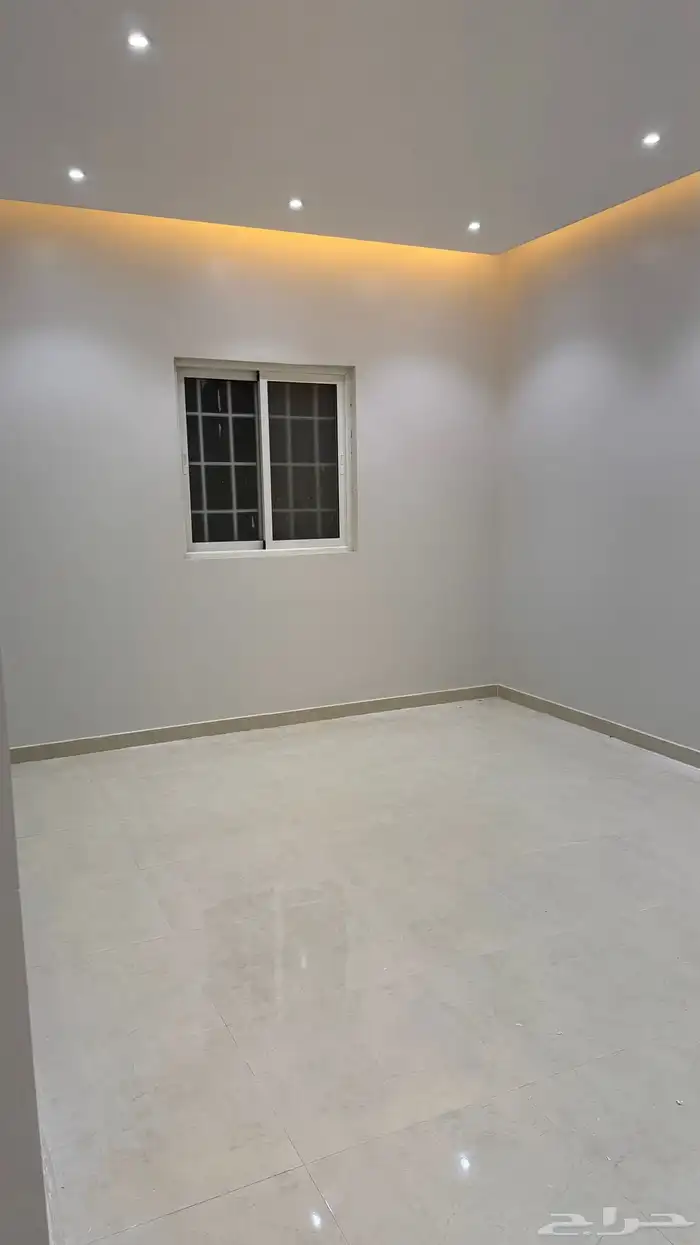 شقة للإيجار بحي البيان 6