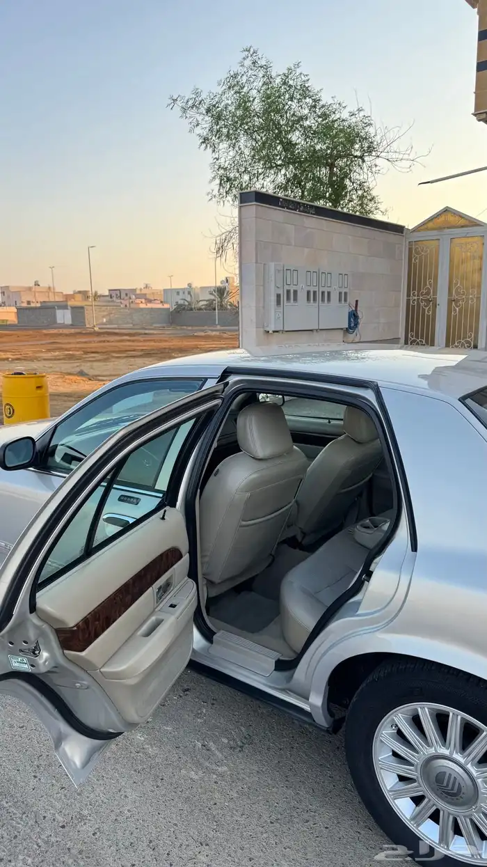 فورد جراند ماركيز 2009 LS 2