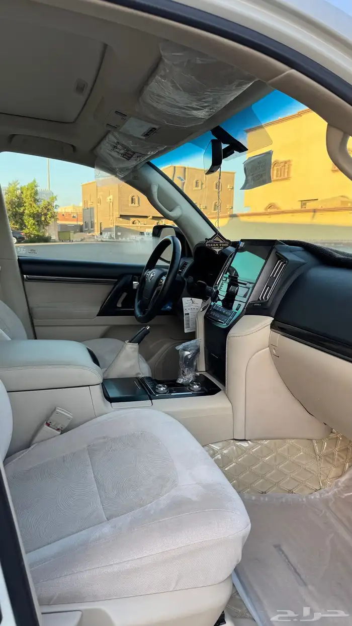 لاند كروزر Gxr فئة تورينق 7