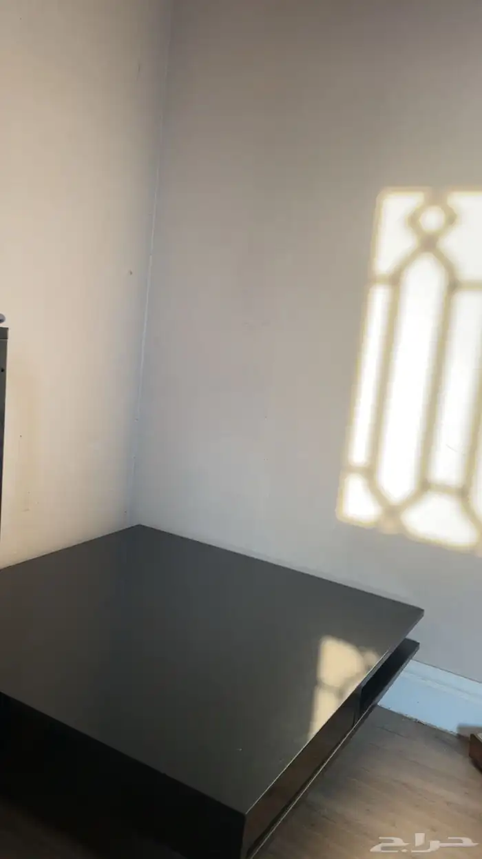 طاولة جديدة من ايكيا شريتها ب900ابيعها ب500 4