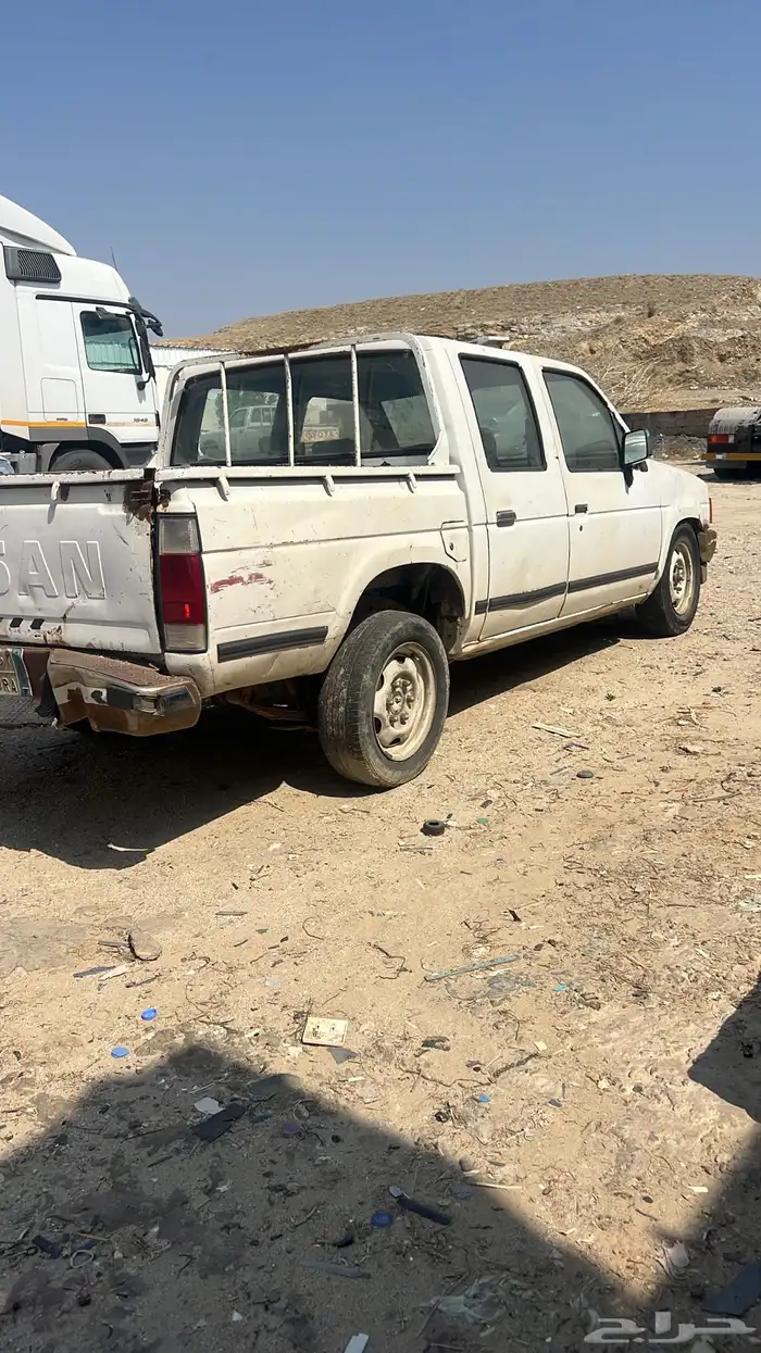 نيسان غمارتين 1992 3