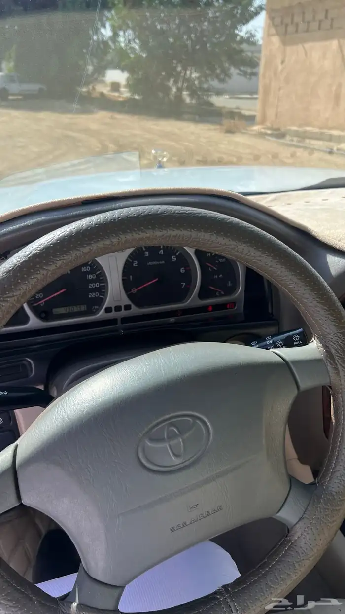 جيب لاند كروزر موديل 2000 16