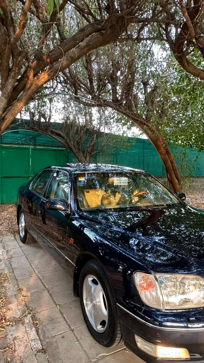 لكزس 1999 30
