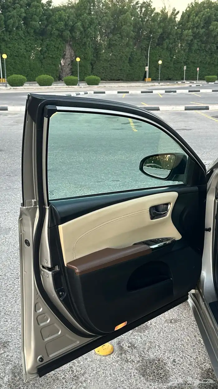 افلون 2017 XLE وارد عبدالطيف جميل 9