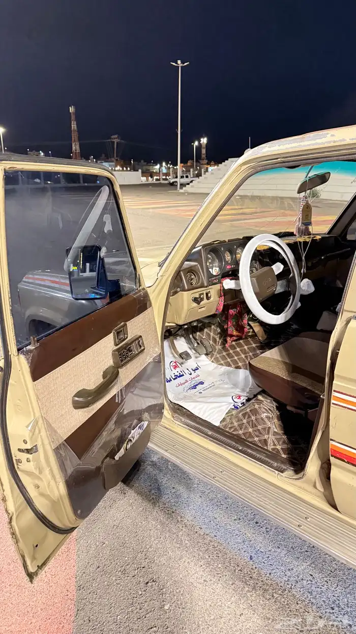 لاندكروزر 1985 للبيع 8