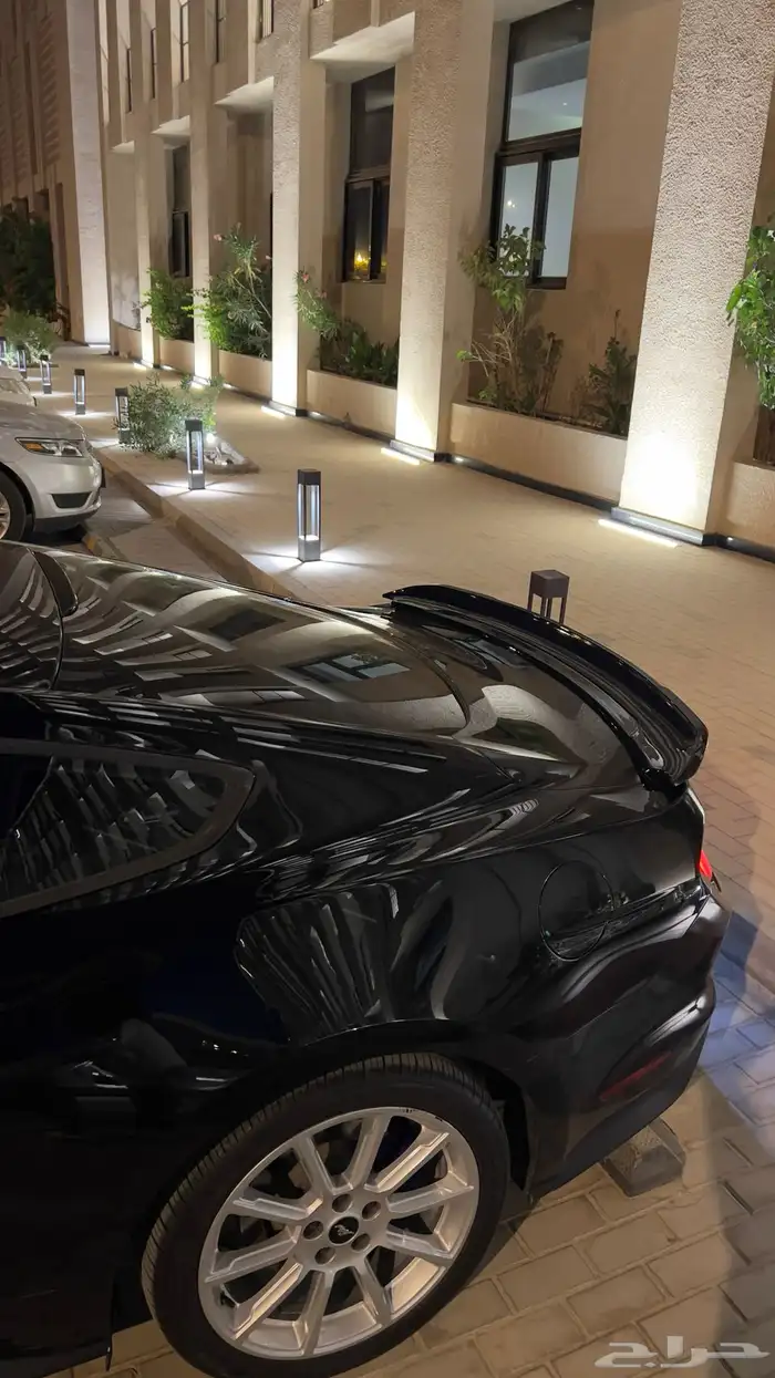 فورد موستنج V8 (لوحات دبي) 18