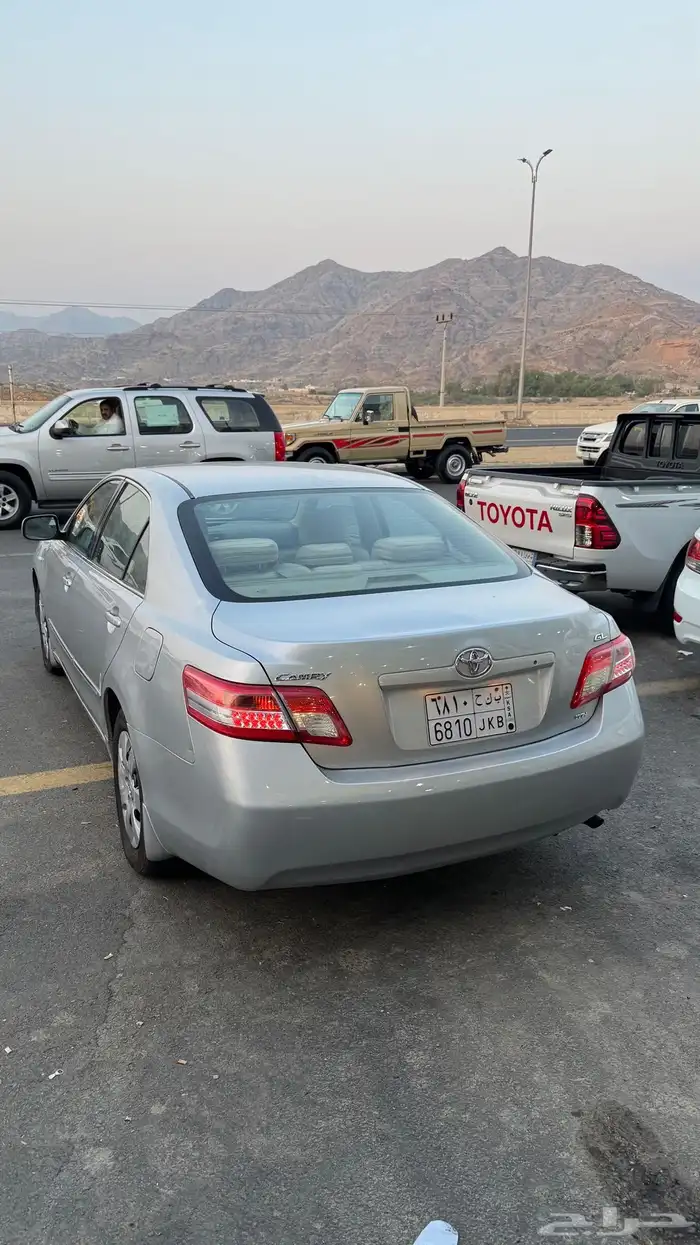 للبيع كامري 2011 استاندر قير تماتيك عداد 330 الف فقط 3