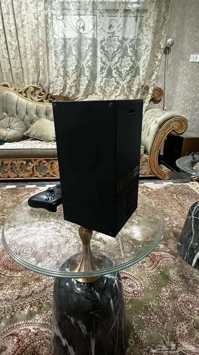 XBOX Serious x مع ضمان سنه من جرير 2