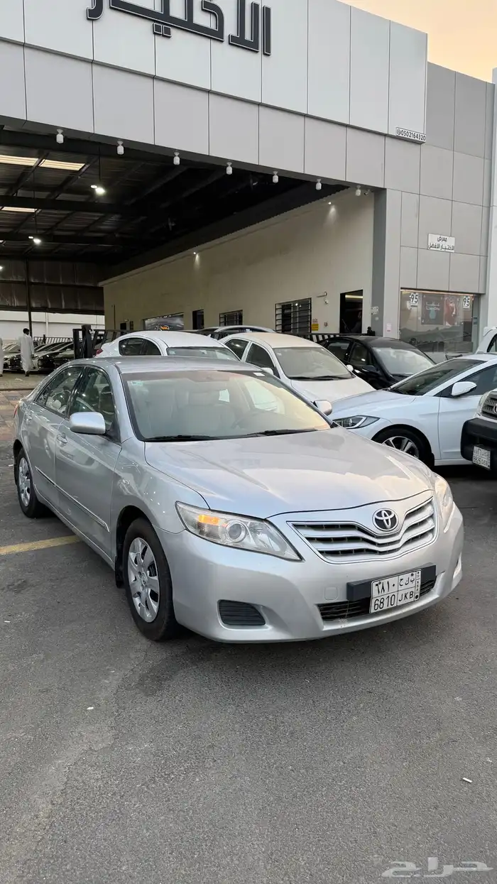 للبيع كامري 2011 استاندر قير تماتيك عداد 330 الف فقط 1