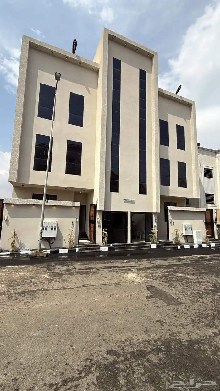 للبيع شقق علويه بمصعد وسطح قرطبه المحاله ابها 550الف 0