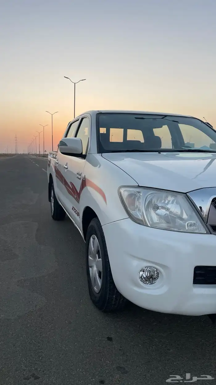 للبيع هايلوكس 2011 1