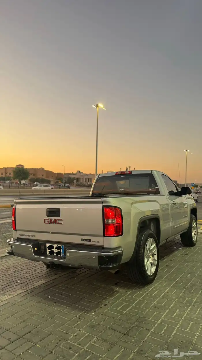للبيع جي ام سي سييرا موديل 2016 فل كامل Z71 دبل 4X4 4