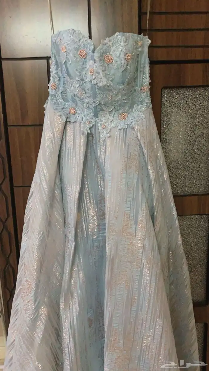 فستان للبيع جديد 0