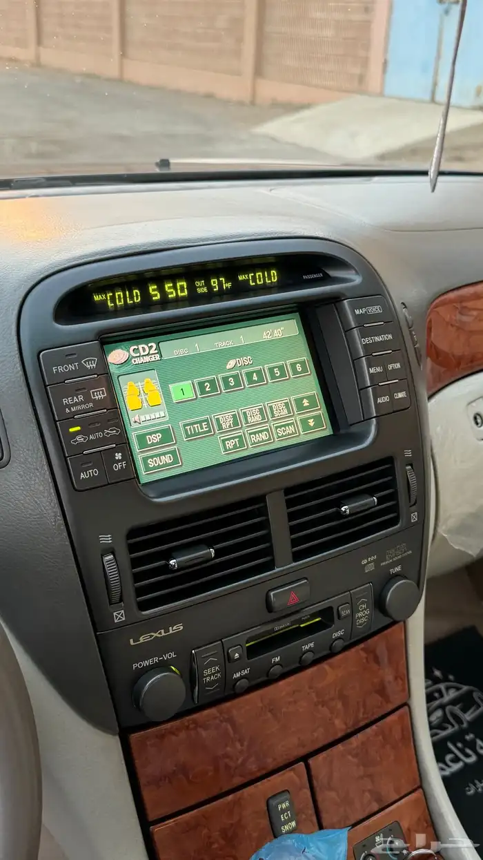 للبيع لكزس 430 2005 شد بلد لوحات خليجيه ( دبي ). 23