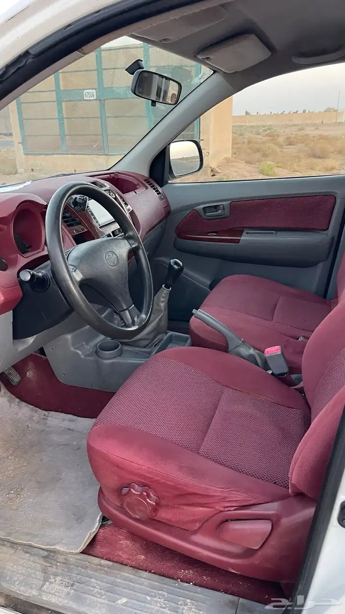 للبيع هايلوكس 2011 12