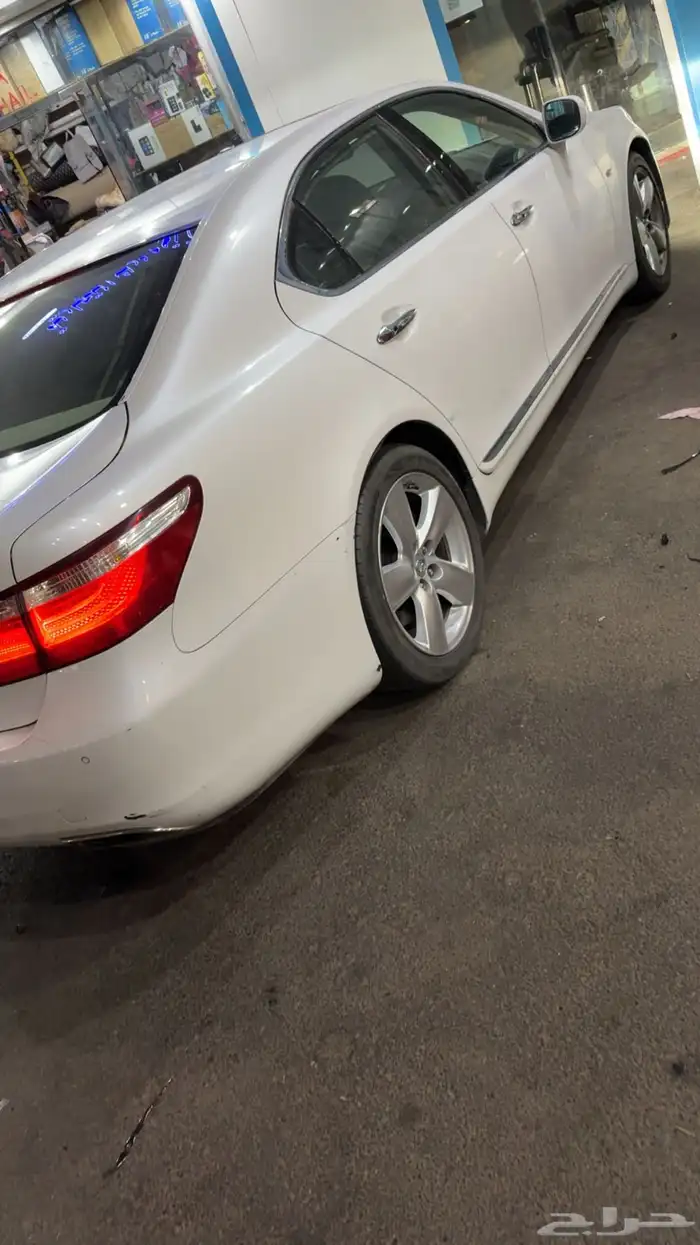 للبيع لكزس 2009فل كامل 4