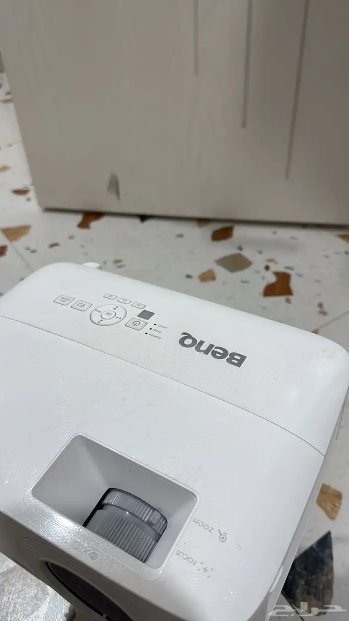 بروجكتر Benq للبيع 2