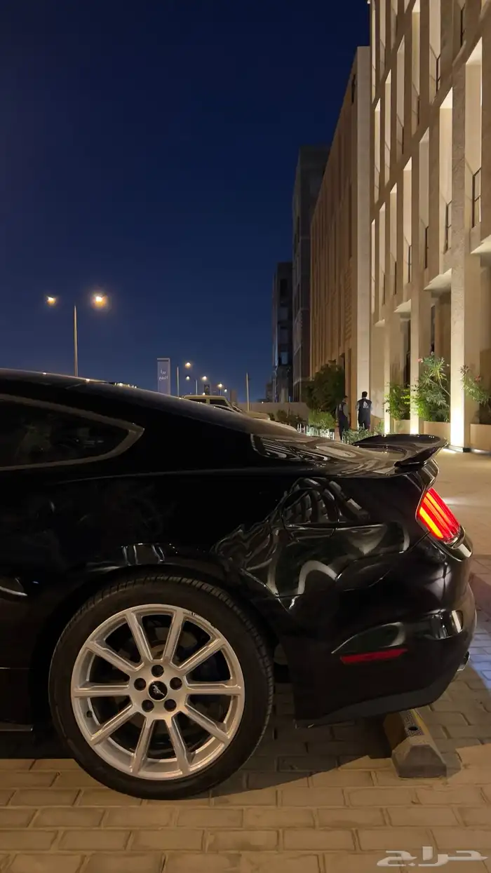 فورد موستنج V8 (لوحات دبي) 16