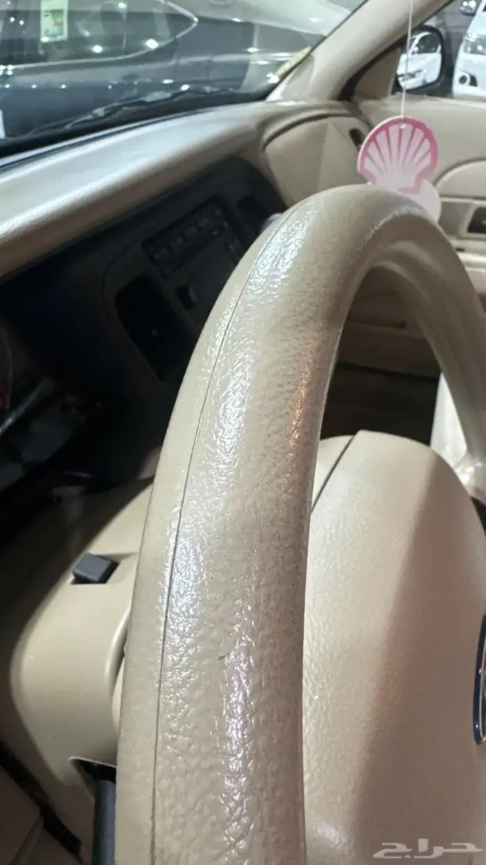 فورد فكتوريا بوليسي 2011 مخزن 20