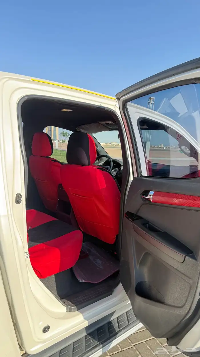 ايسوزو ديماكس GT دبل فل كامل 2019 قير تماتيك 40