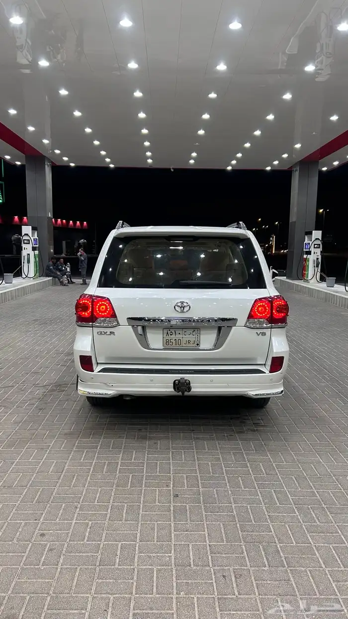 للبيع جيب لاندكروزر جكسار موديل 2014 3