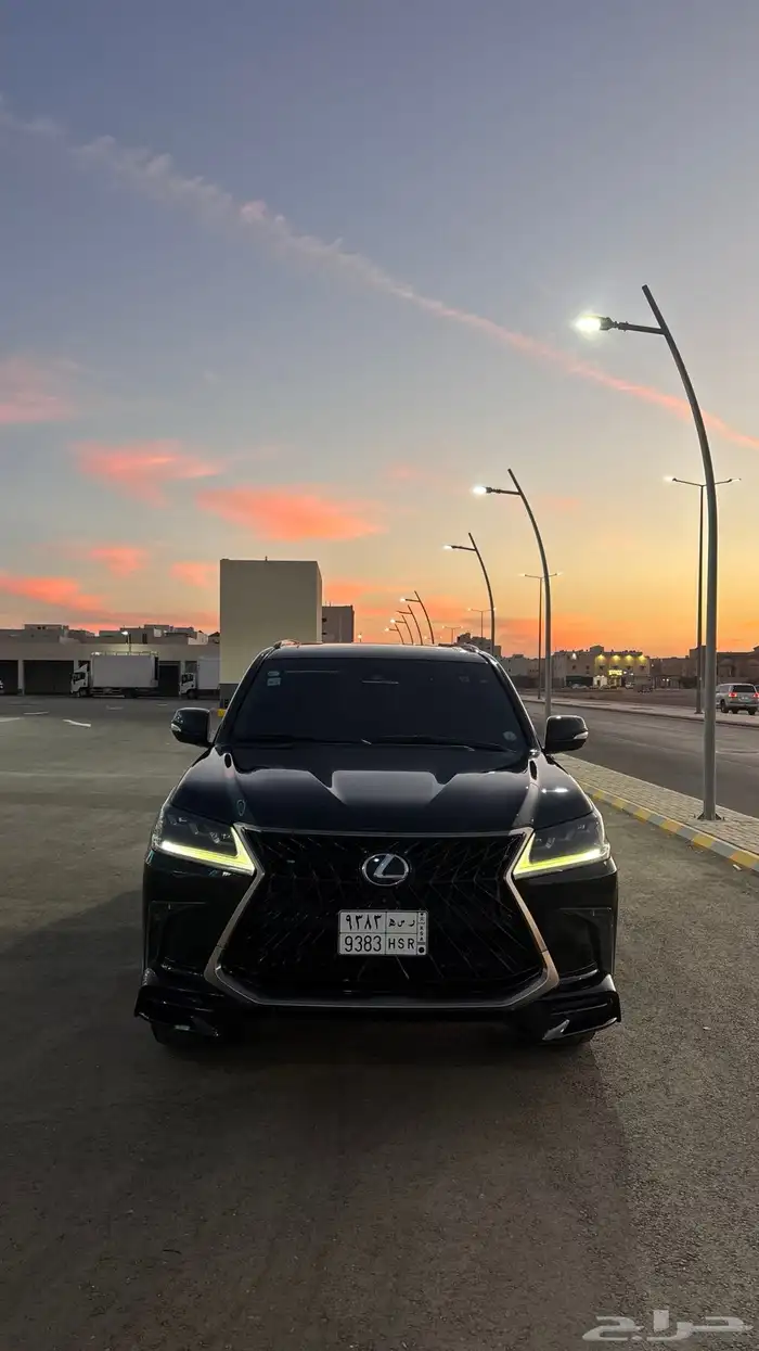 جيب لكزس للبيع 3